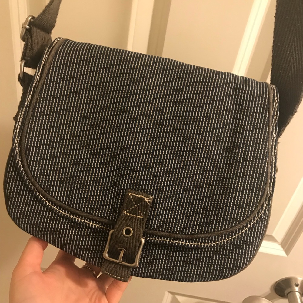 Thirty- One crossbody handbag